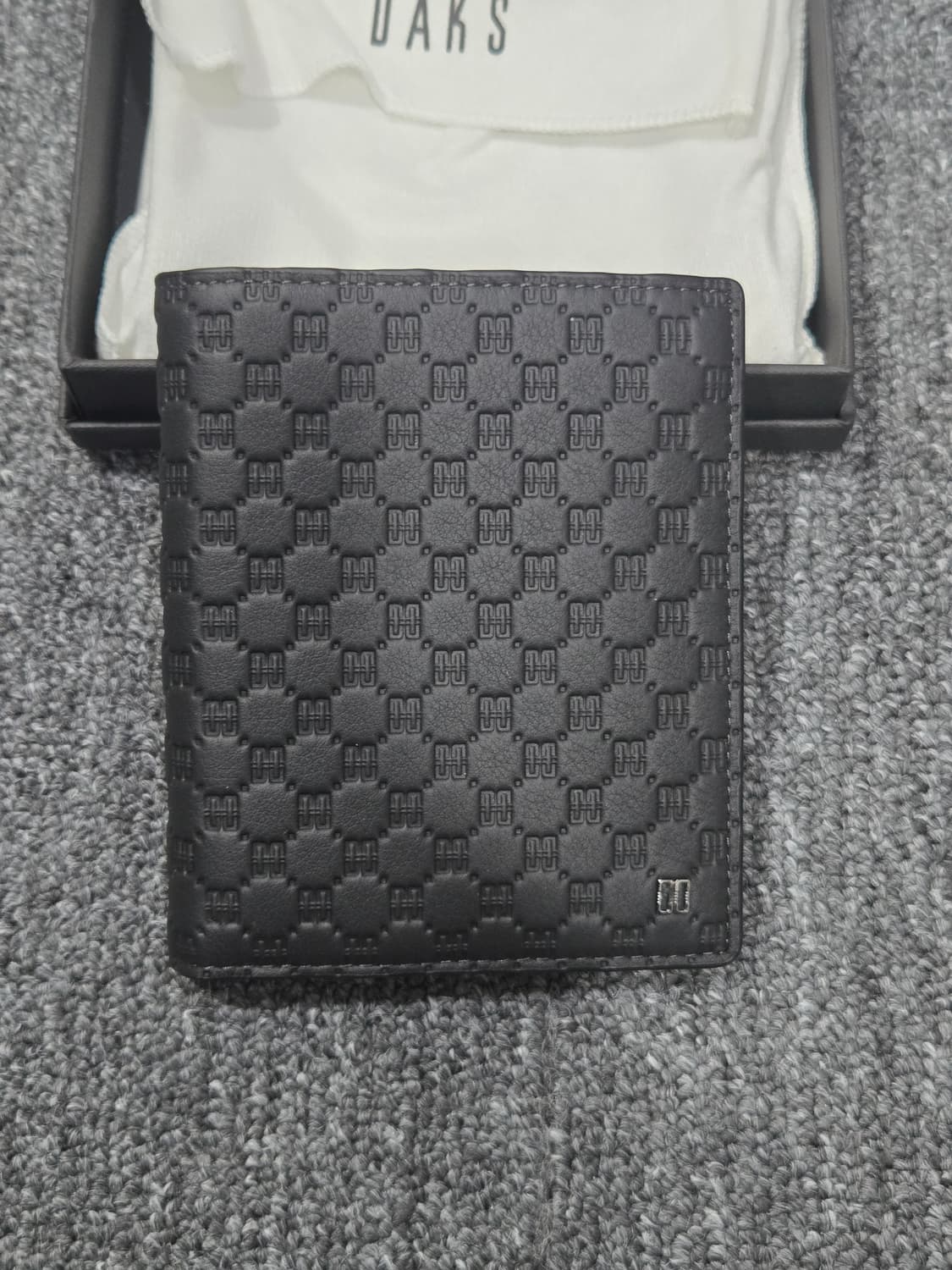 닥스 루이스 엠보 DD 패턴 중지갑 (새상품) 상품이미지1