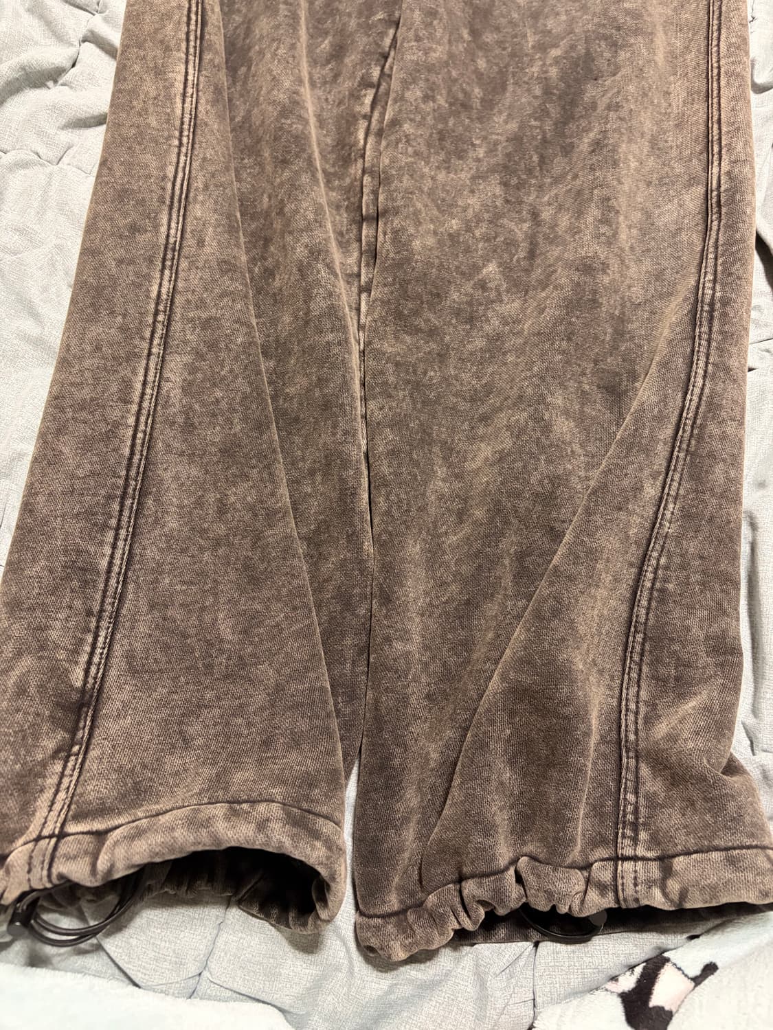 준지 23FW 컬렉션 브라운 트랙 팬츠44 상품이미지3