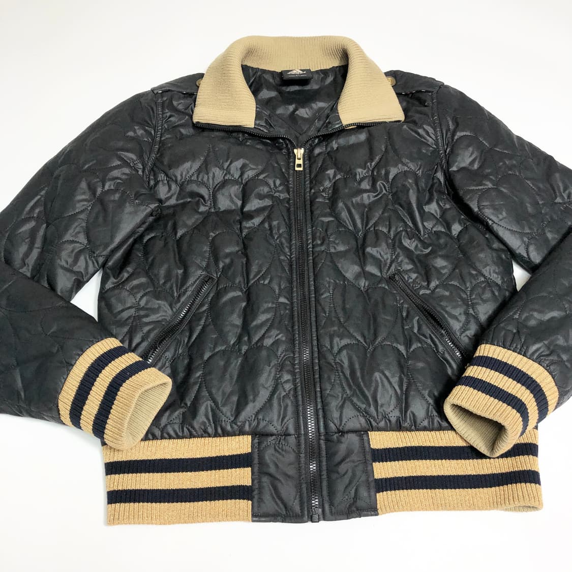 아디다스 하트 퀄팅 자켓 xs 상품이미지4