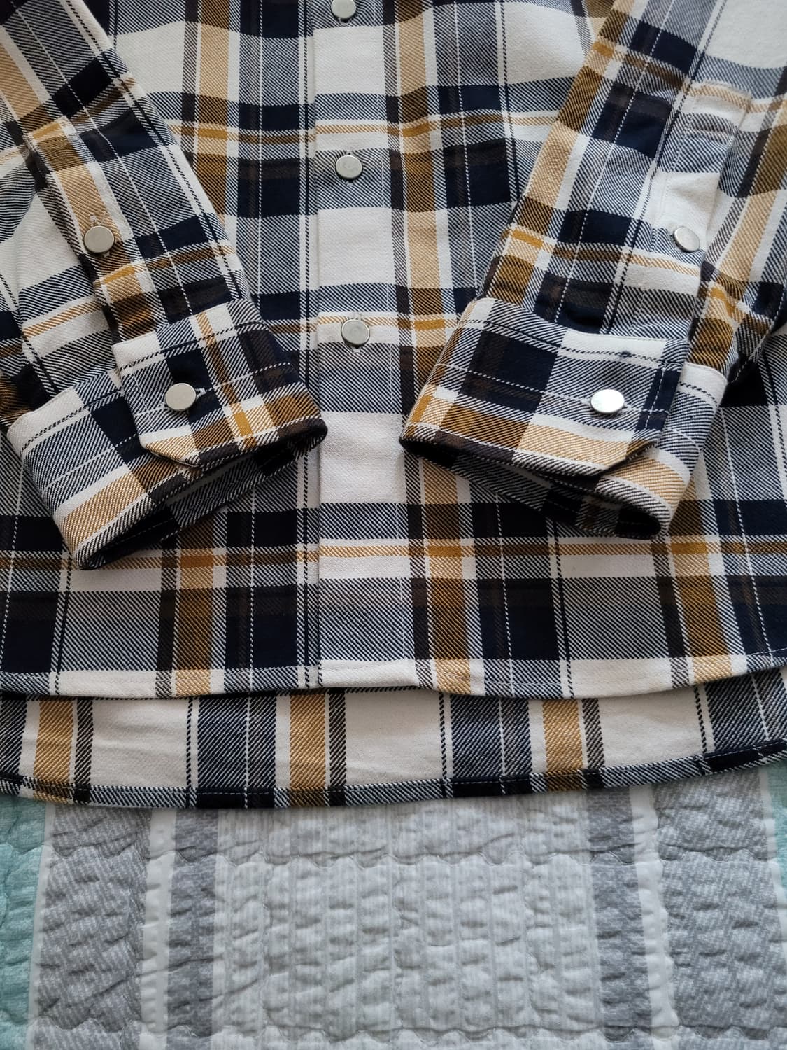 커먼 스탠다드CommonStandard 하드코튼 오버핏 체크남방 110 상품이미지6