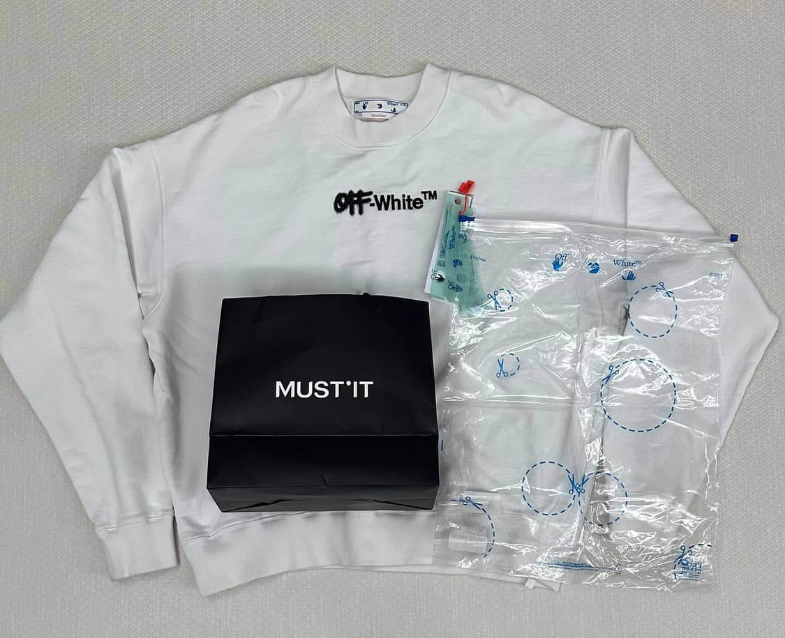 오프화이트 맨투맨 L 사이즈 상품이미지1