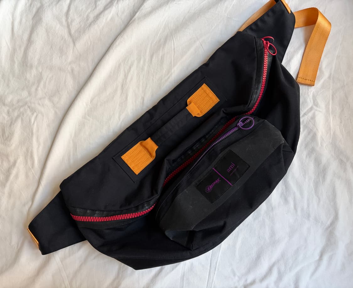 아미 x 이스트팩 슬링백 AMI x EASTPAK 크로스보디백 크로스백  상품이미지10