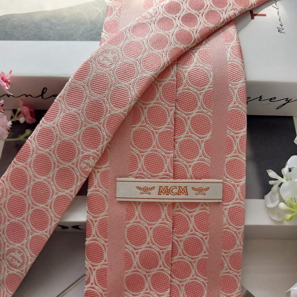 엠씨엠 실크 연핑크 패턴 넥타이 9.1cm A+등급 K2067 상품이미지5