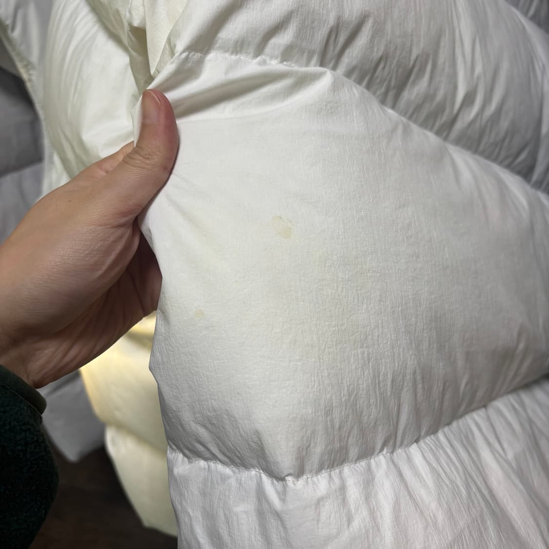 네파 구스다운 넥로고 패딩 화이트 상품이미지6