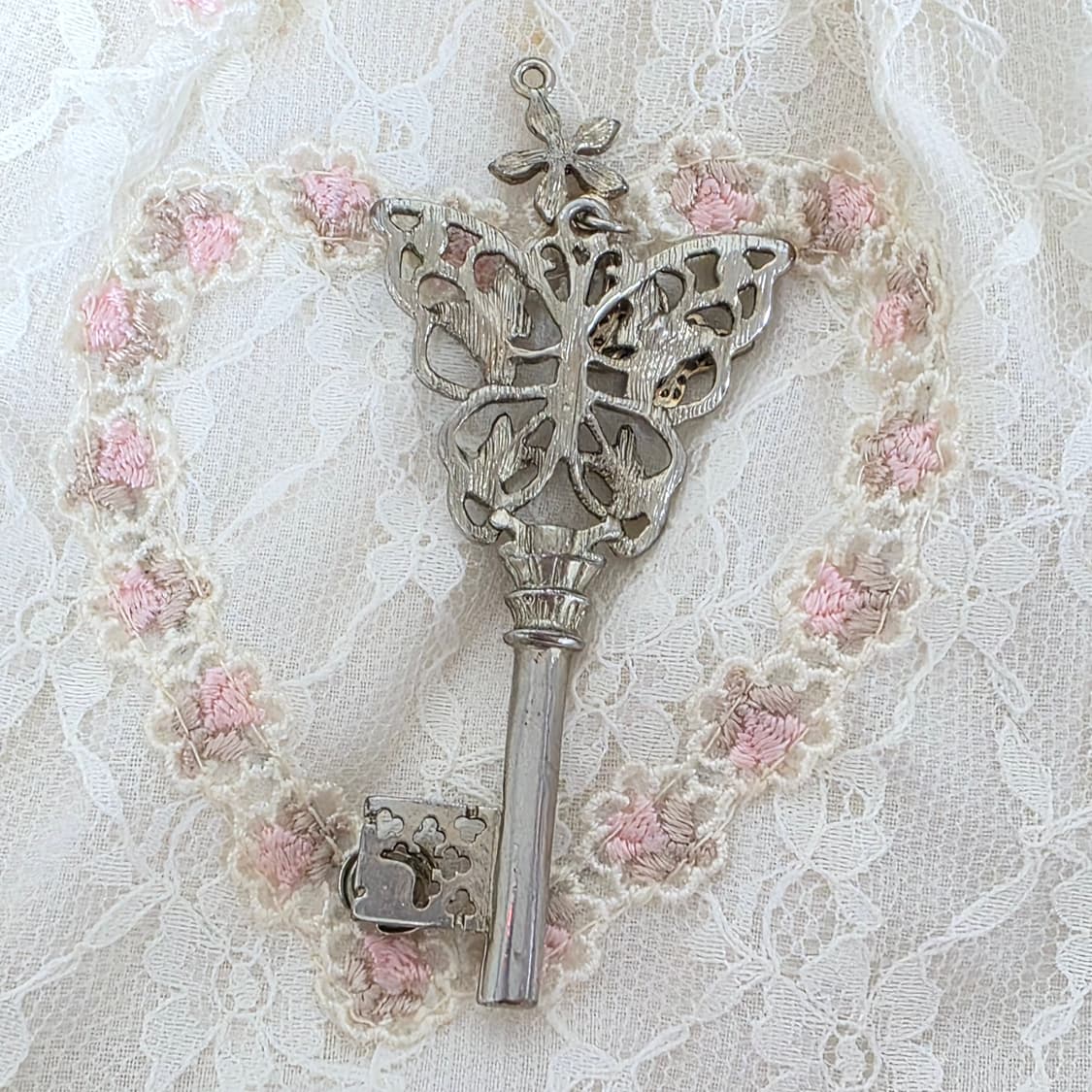 엑시즈팜 일본빈티지) 나비 플로럴 열쇠 목걸이 부자재 팬던트 상품이미지3