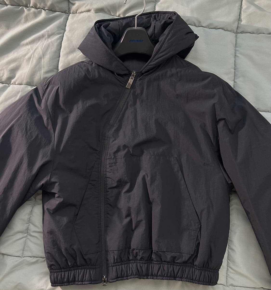 아더에러 (세미 오버사이즈 핏 우븐 패디드 후디 재킷) 상품이미지1