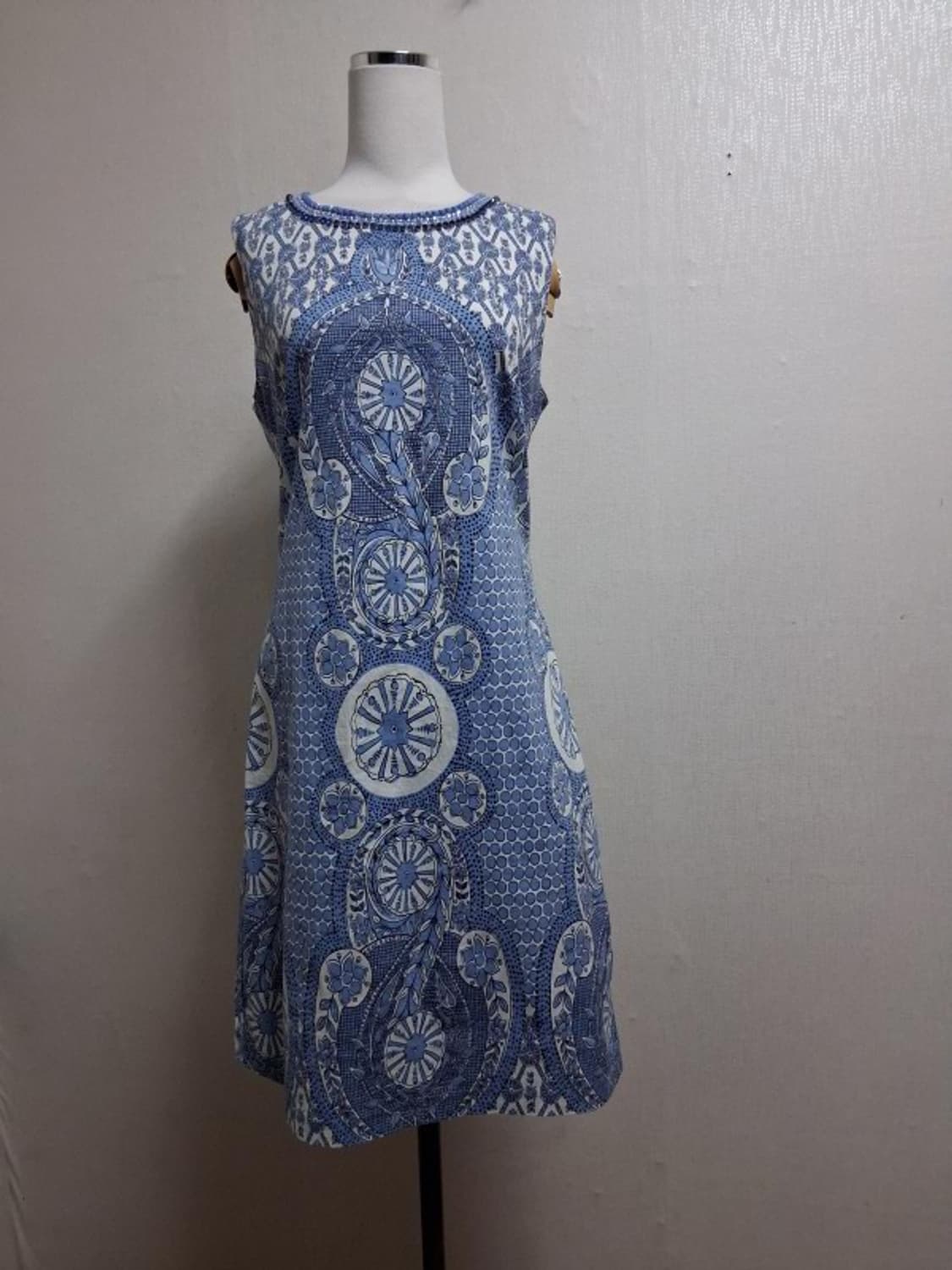 일본빈티지 Derhy 비즈보석 라운드넥 블루 민소매원피스 미디55
 상품이미지1