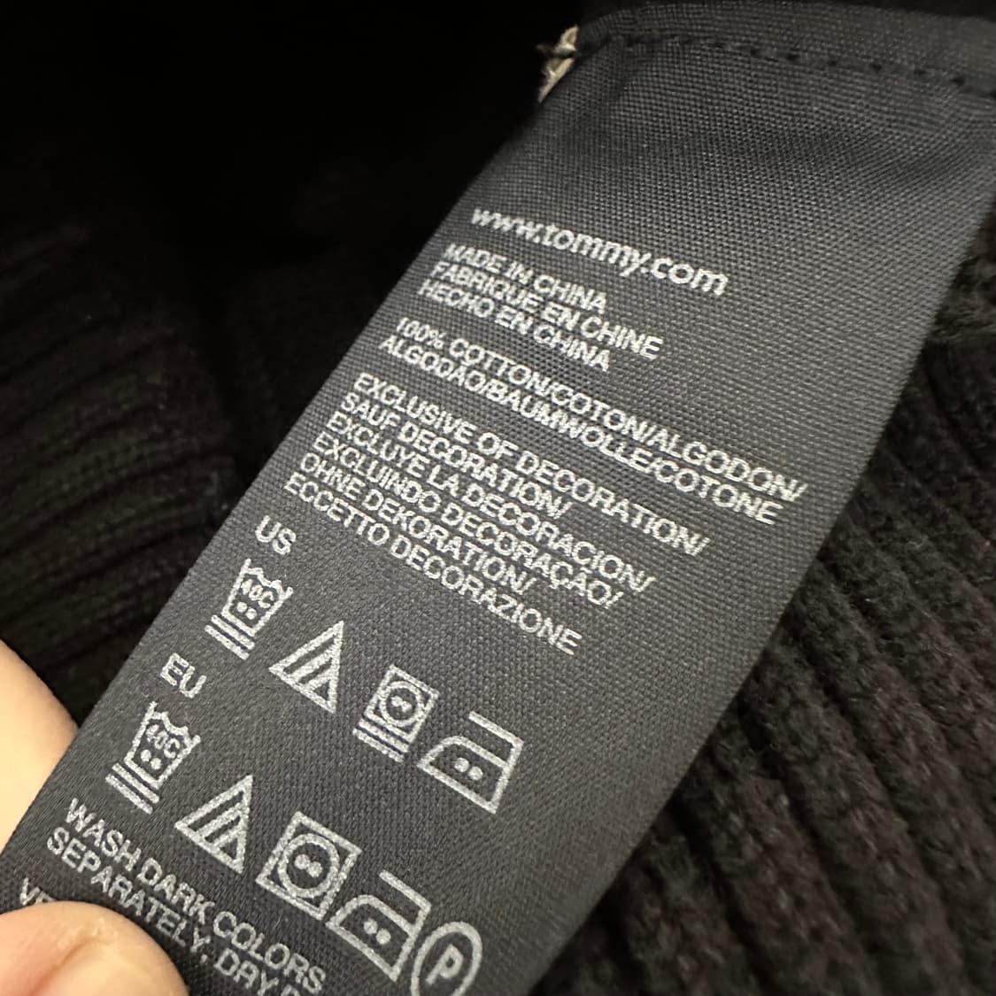 타미힐피거 여성 브이넥 케이블 꽈배기 니트 블랙 XS 상품이미지8