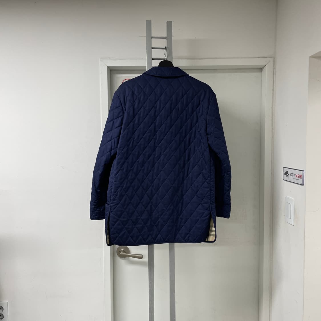 버버리 퀄팅 자켓 네이비 S 상품이미지8