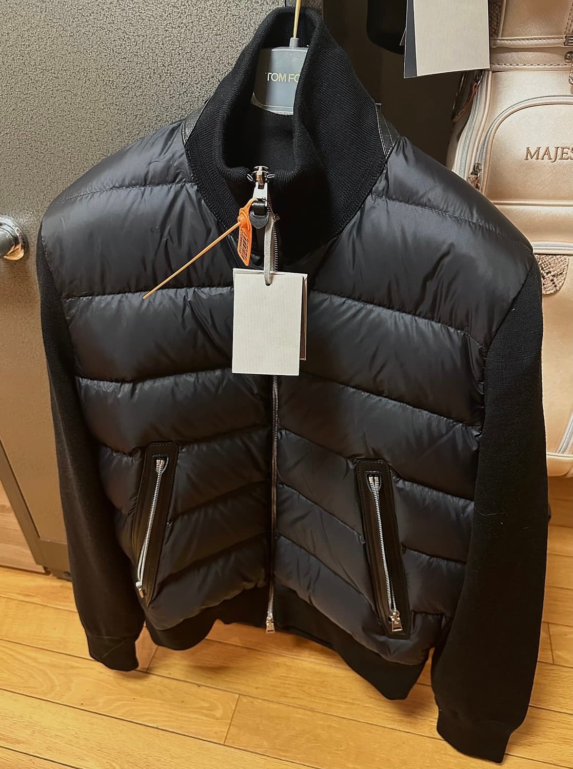 (새상품) 톰포드 나일론 구스다운 패딩 상품이미지2