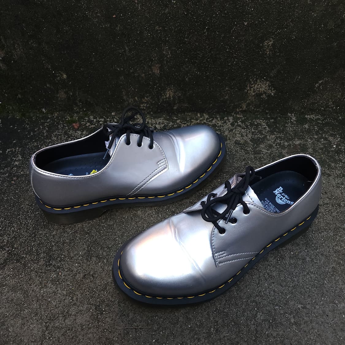 [9UK] 닥터마틴 1461 3홀 Silver (280~285) 상품이미지3