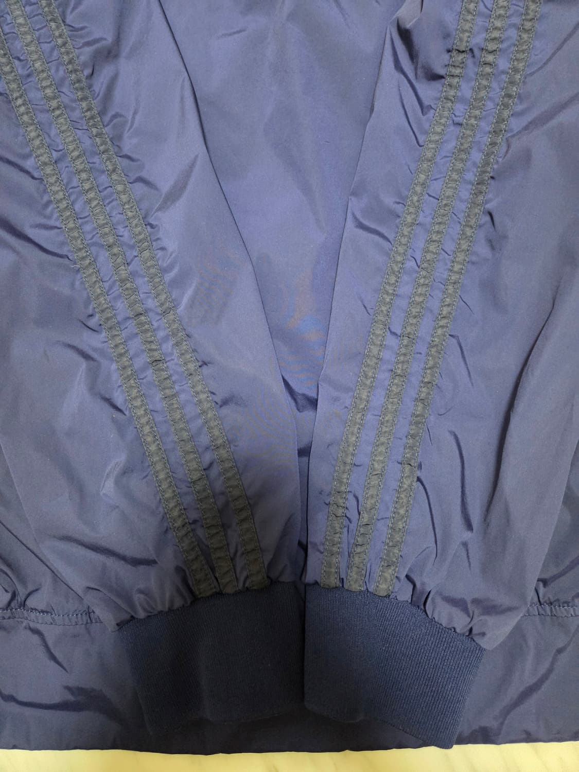 씨피컴퍼니 X 아디다스 나일론 고글후드 트랙탑 상품이미지4