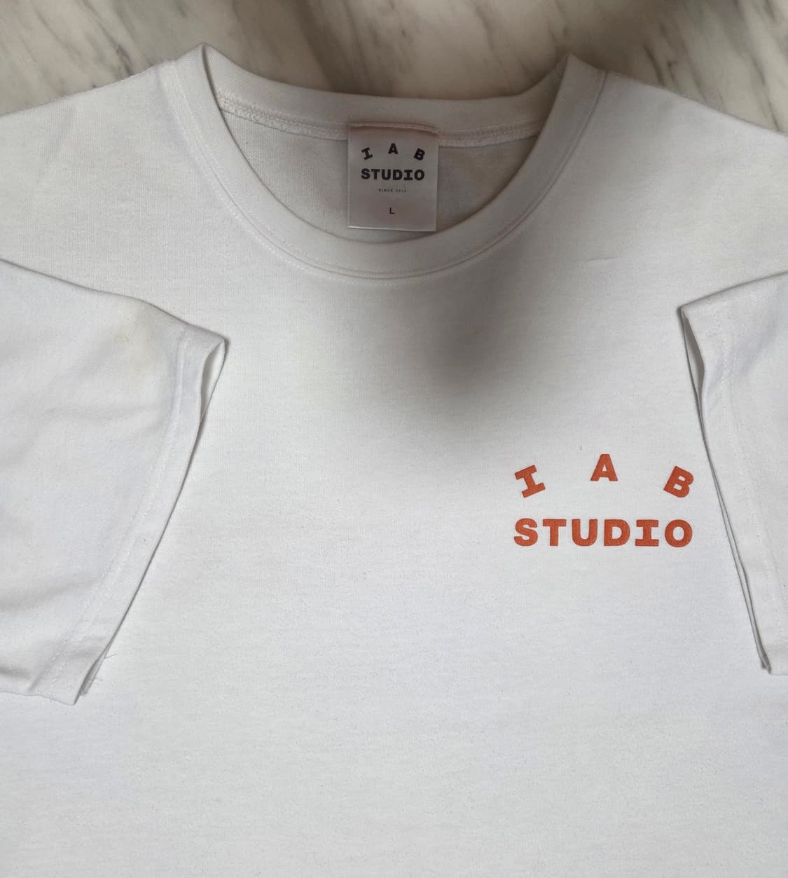 아이앱스튜디오 프린트 반팔티 상품이미지3