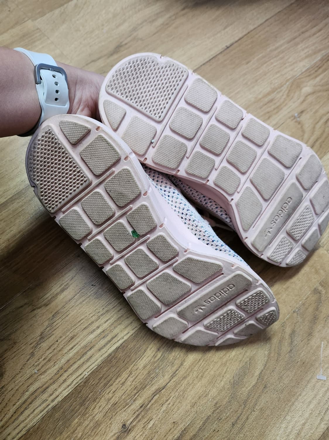 148) 아디다스 스위프트 런 프라임니트 런닝화 상품이미지5