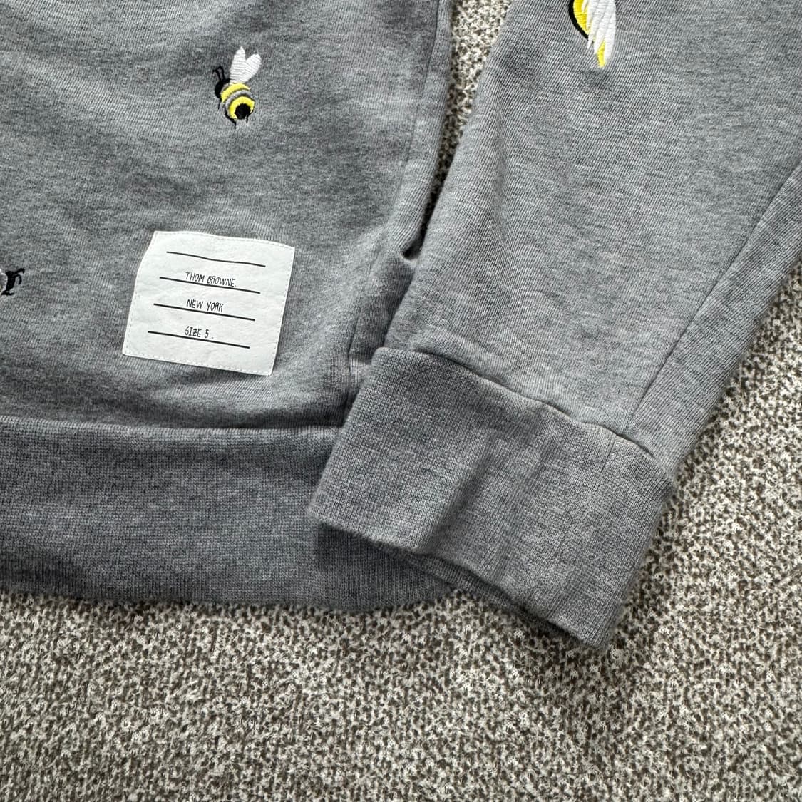 톰브라운 버드 앤 비 맨투맨 상품이미지3