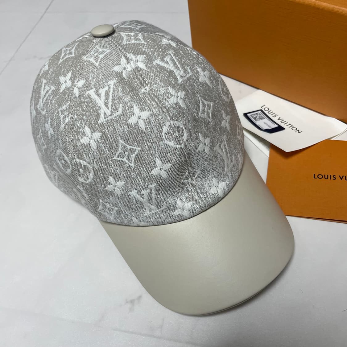 백화점판 루이비통 모노그램 데님 캡 모자 새상품급 상품이미지2