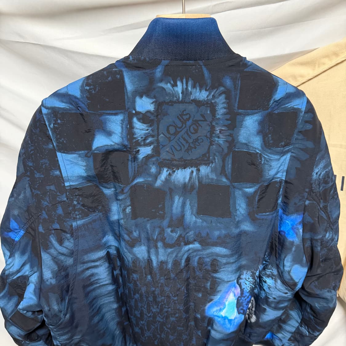 [S+급/46] 루이비통 솔트 다미에 봄버자켓  풀구성 상품이미지5