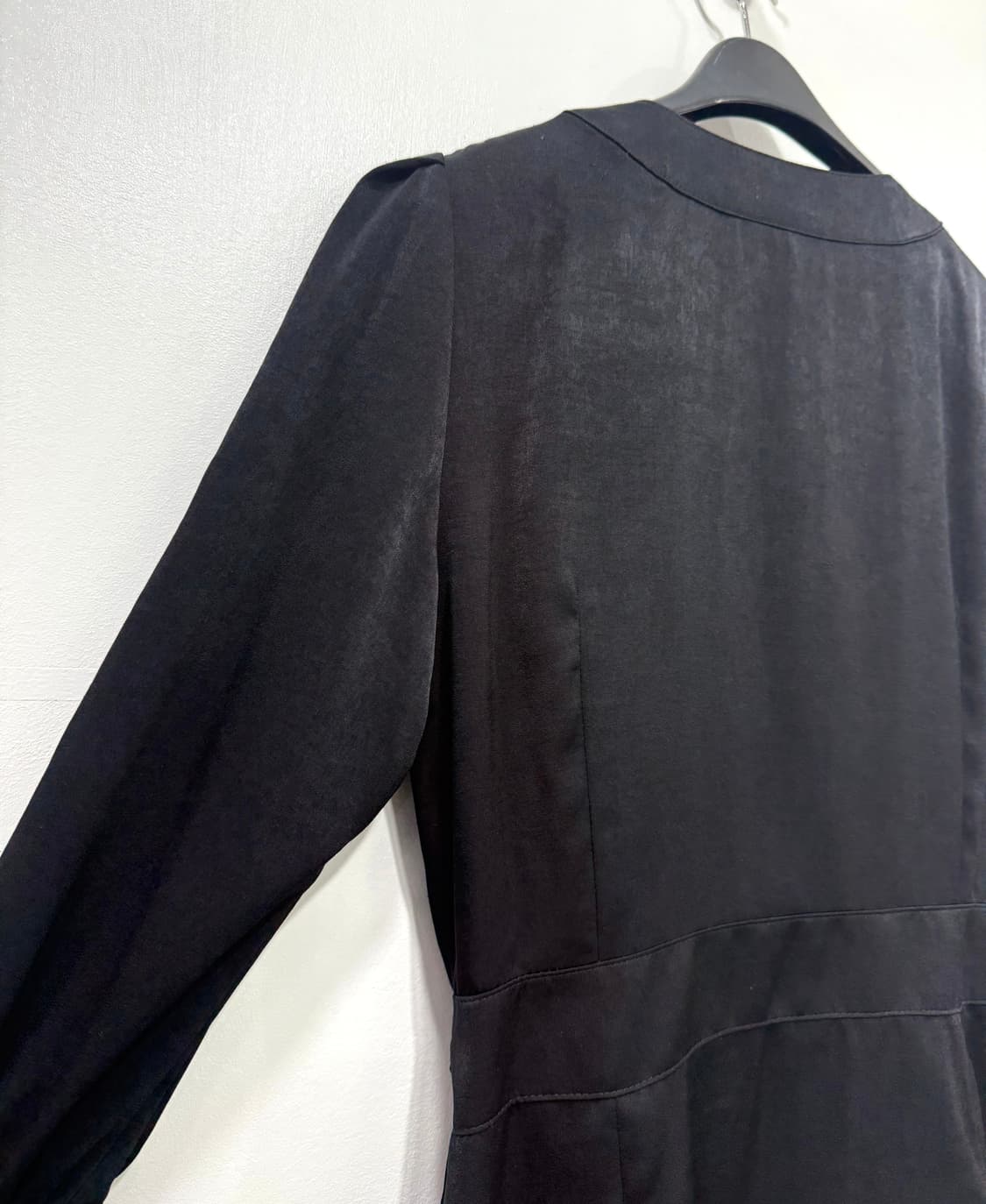 쥴리앤칼라 셔링 블랙 원피스 S 상품이미지7