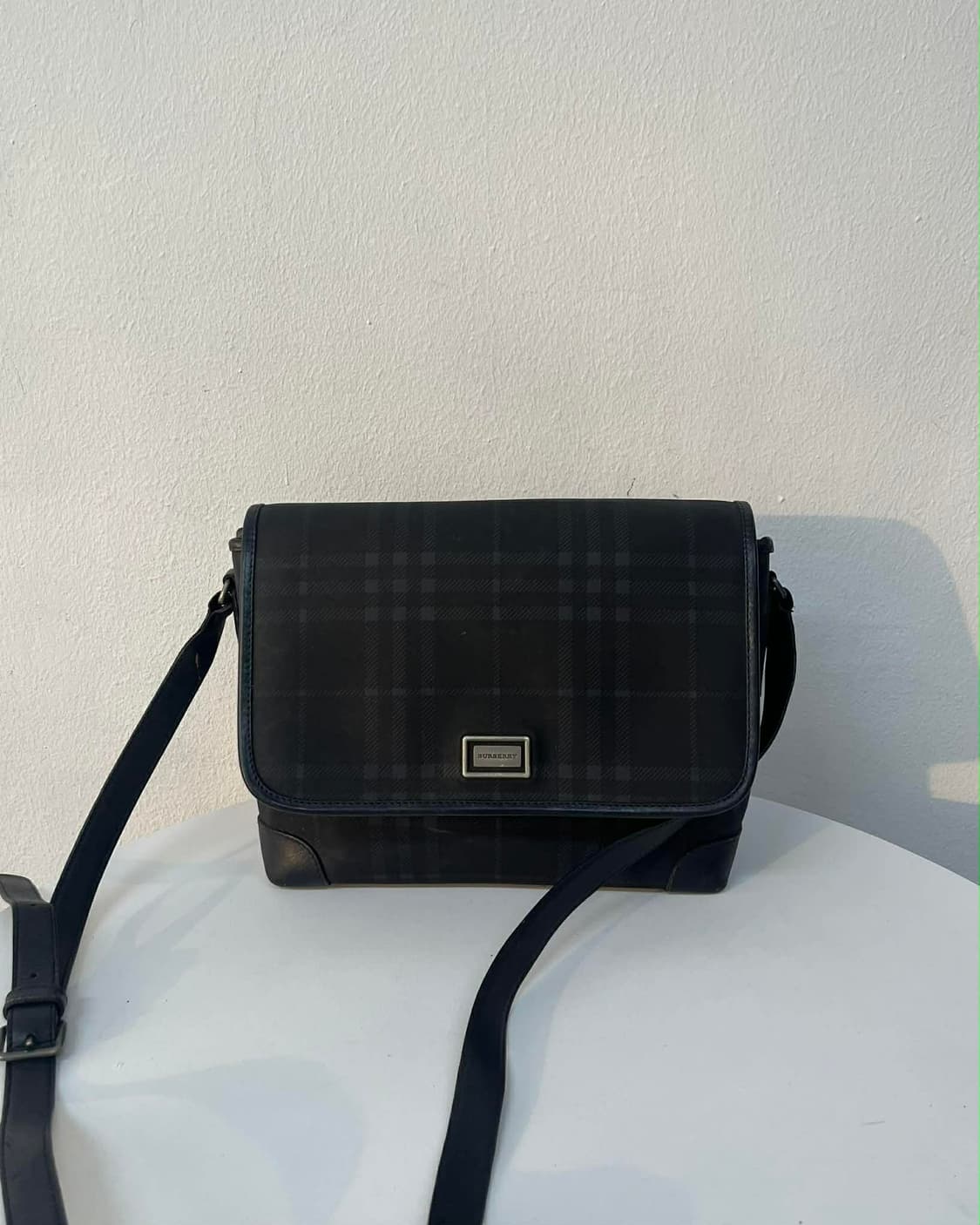 버버리 다크네이비 노바체크 크로스백 숄더백 상품이미지1
