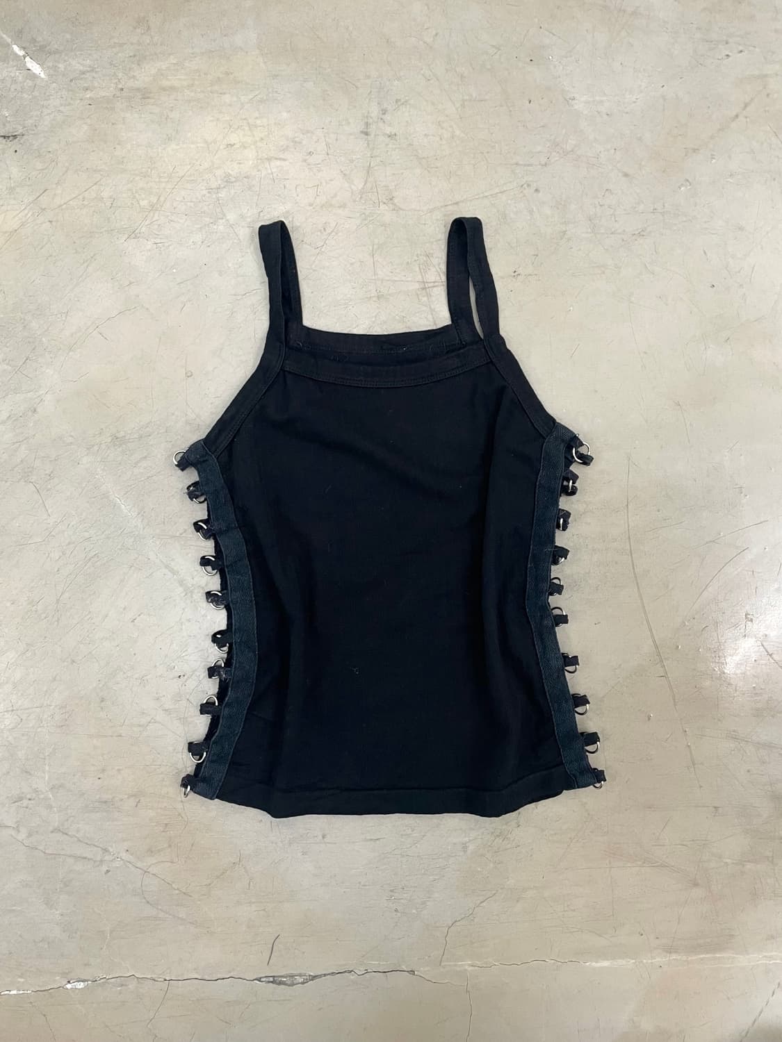 Black Buckle Point Sleeveless 상품이미지3