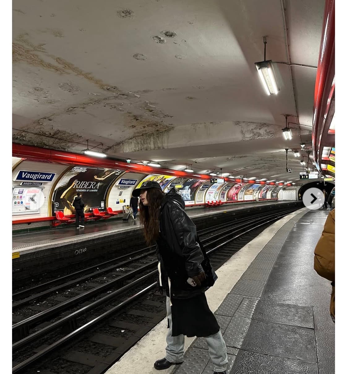 더베를린 레더 후드 자켓 상품이미지5