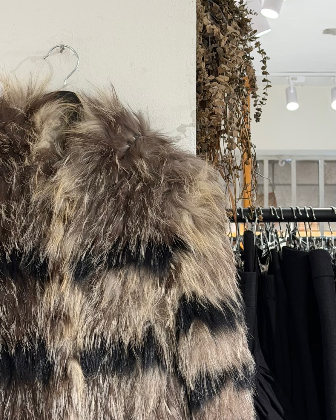 이자벨마랑 브라운 폭스 라쿤 퍼 후드 코트 상품이미지3