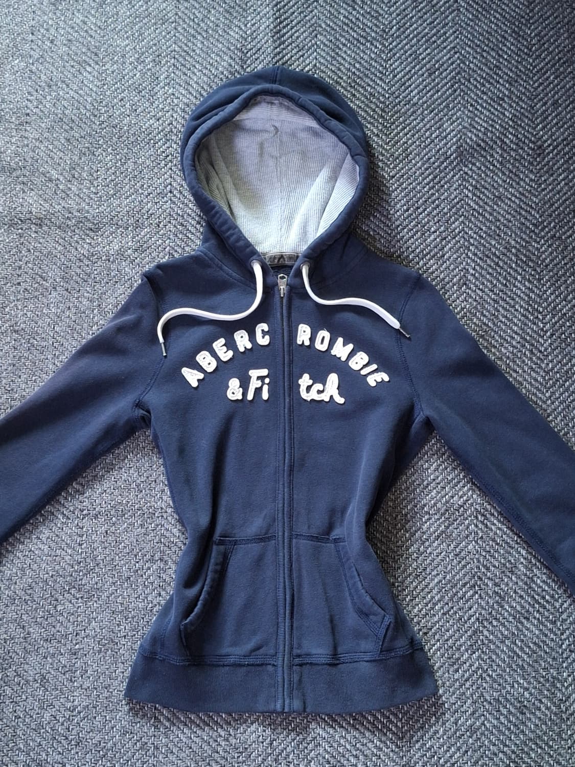 아베크롬비 슬림핏 띡붙핏 S사이즈 아베크롬비 후드집업 상품이미지1