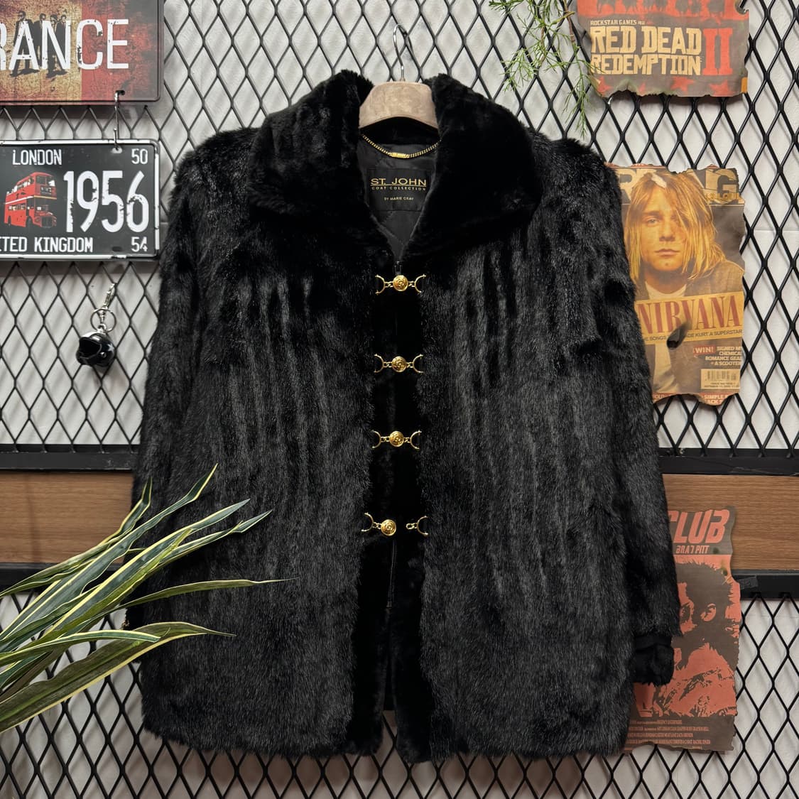 90s 세인트 존 빈티지 퍼카라 퍼자켓 금장 버튼 포인트 블랙 상품이미지1