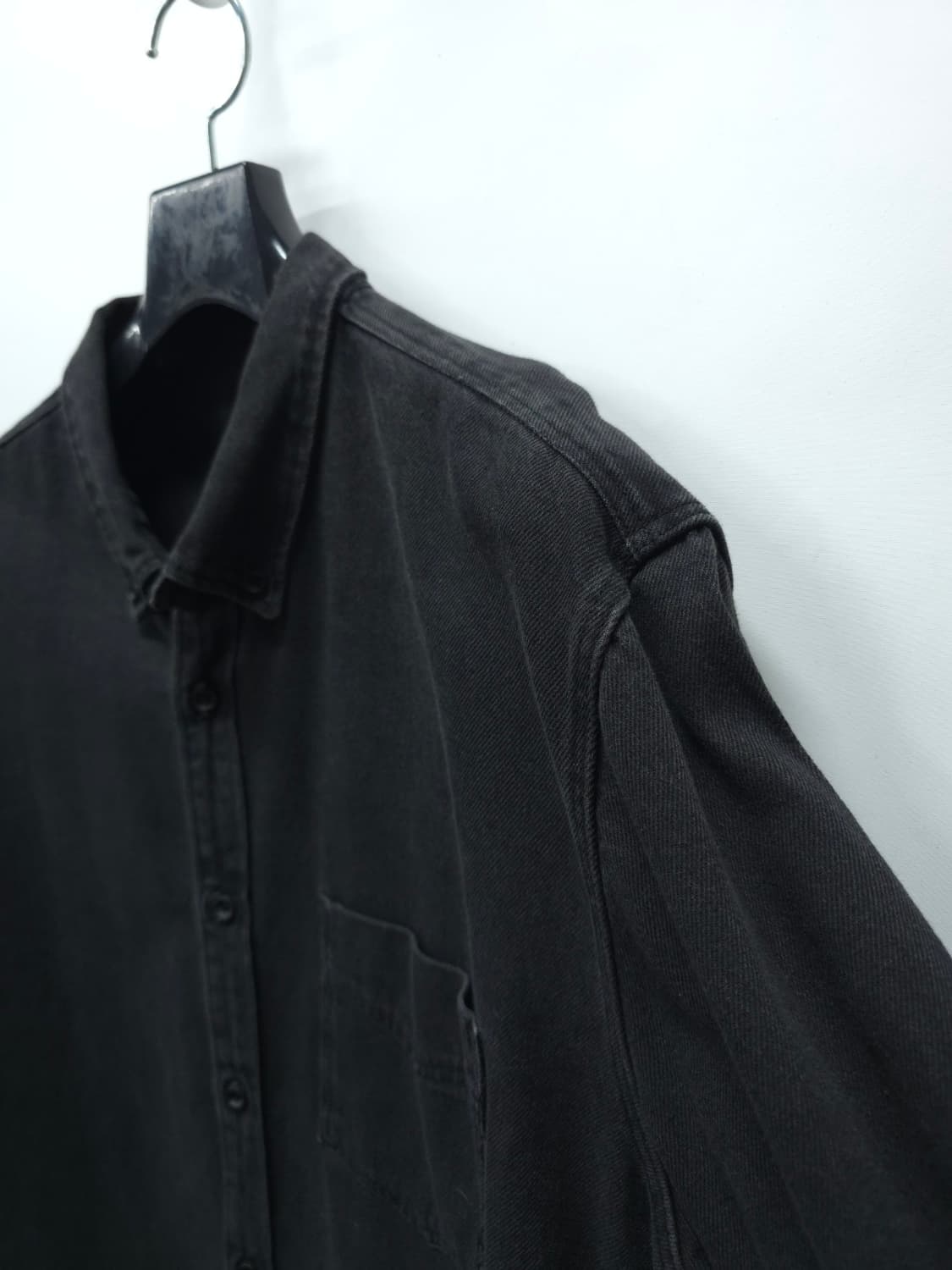 ​자라 남성 블랙 워싱 데님 셔츠 (105) 상품이미지5