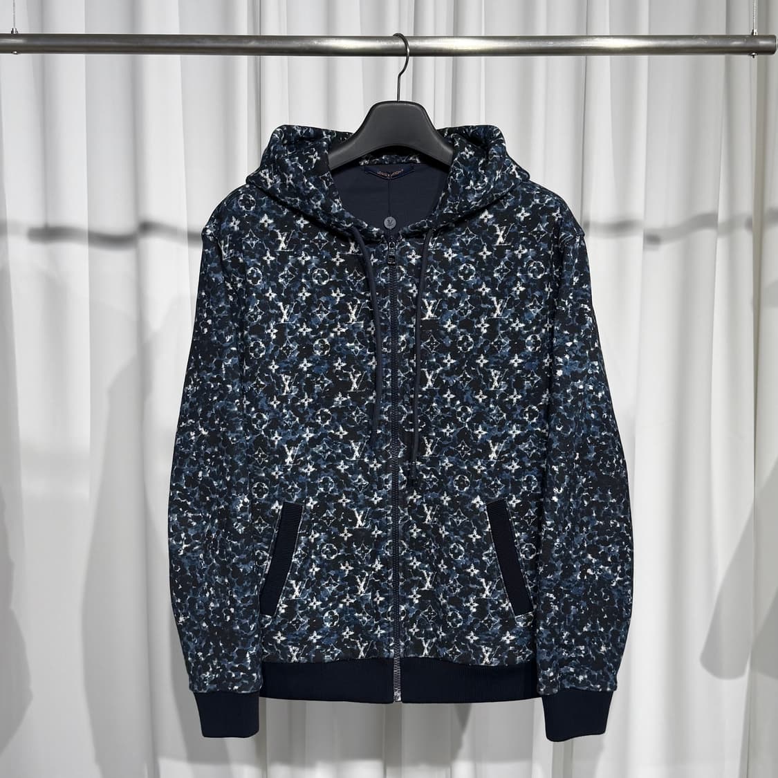 [정품] 루이비통 모노그램 집스루 코튼 후드집업 상품이미지1