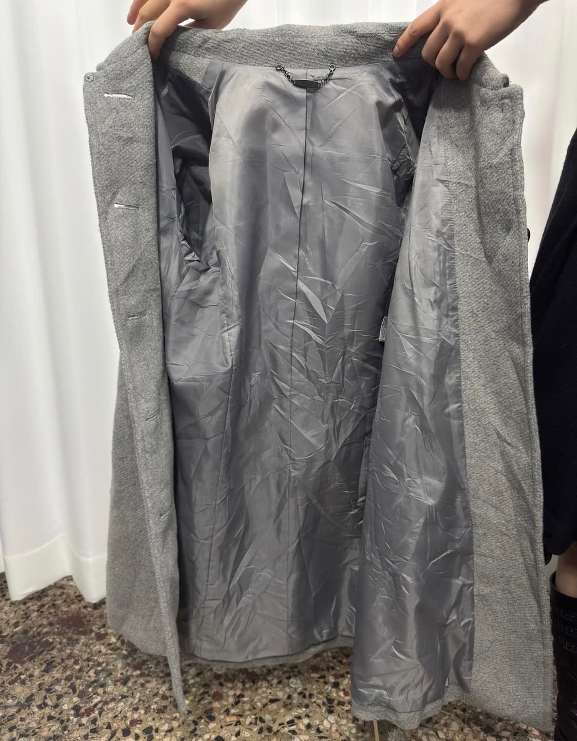 Soft gray button coat 상품이미지4