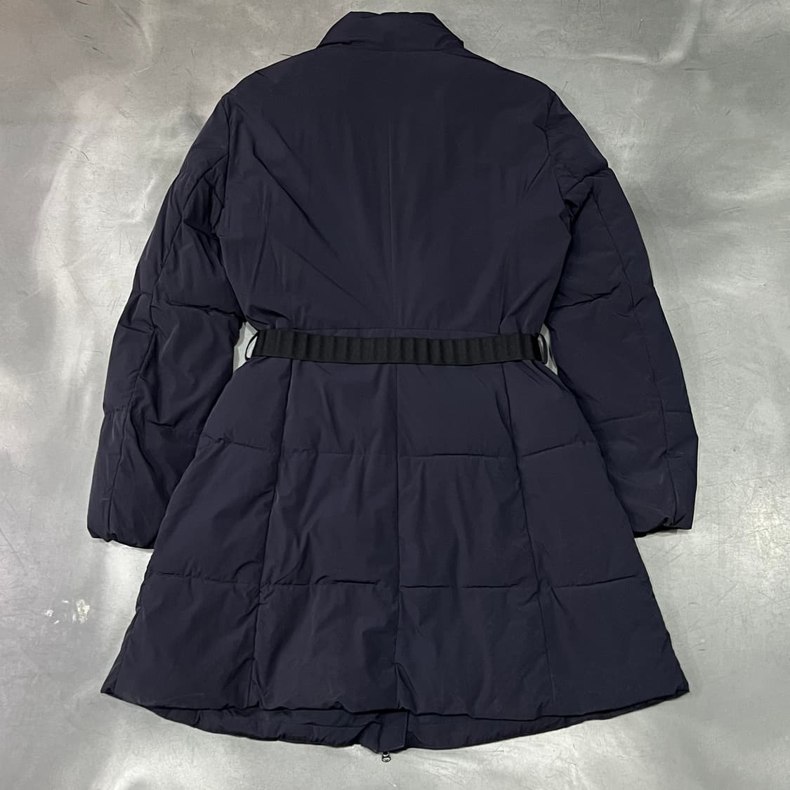  엠포리오 아르마니 버클 롱패딩 y15540 상품이미지2