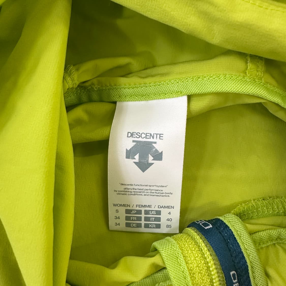 S 데상트 형광 경량 바람막이 자켓 0423D 상품이미지2