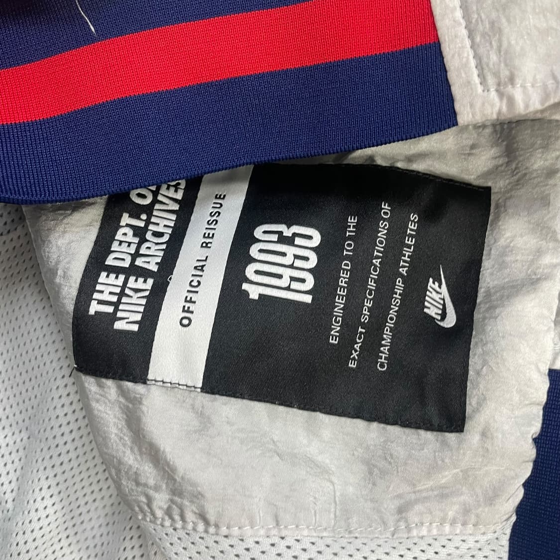 나이키 리이슈 우븐 바람막이 자켓 상품이미지5