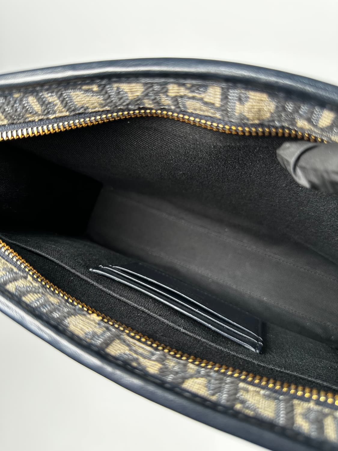 디올 블루 오블리크 자카드 30 몽테인 파우치백 상품이미지7