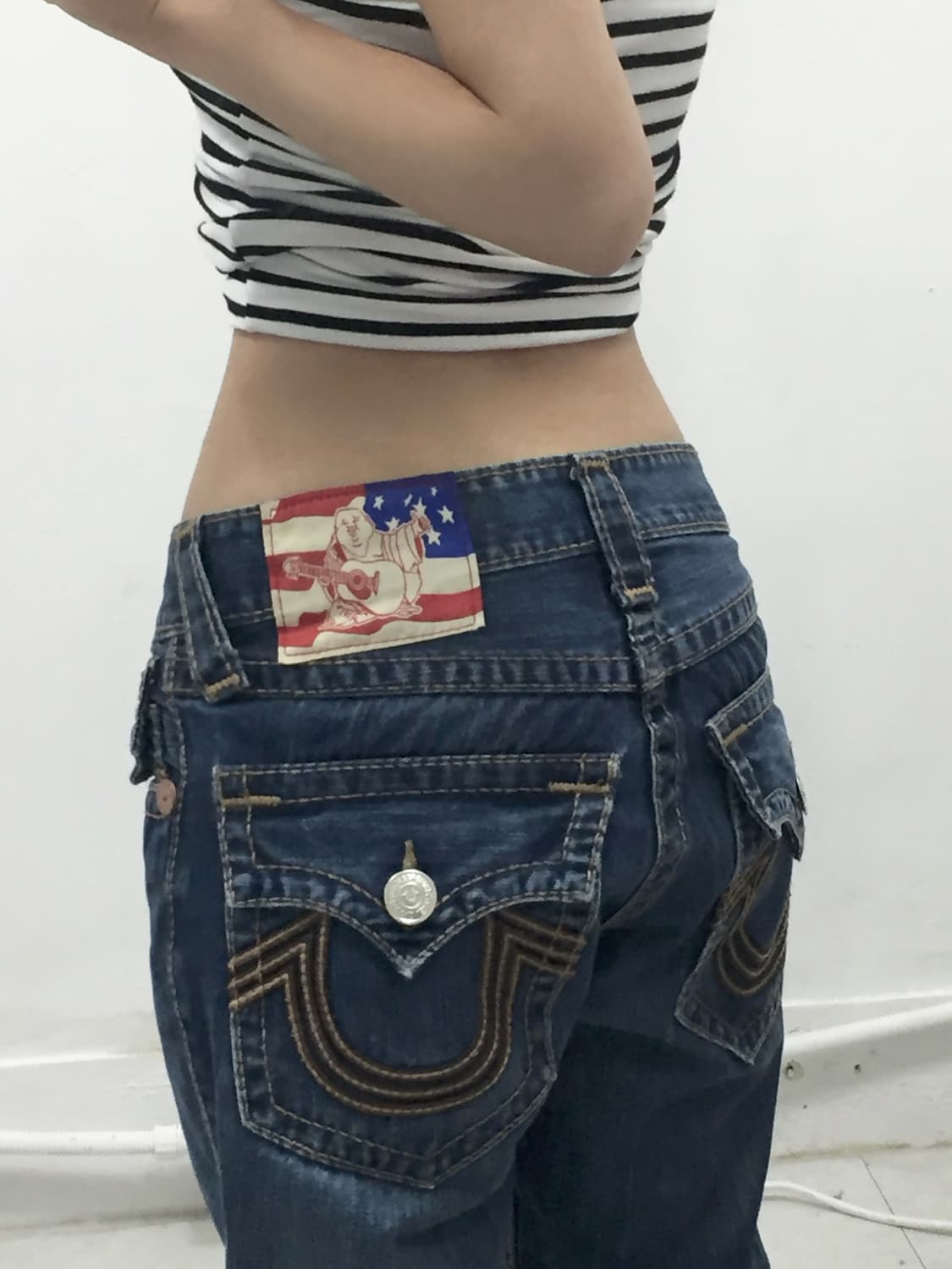 [TRUE RELIGION] 트루릴리전 성조기 스티치 데님 팬츠 상품이미지1