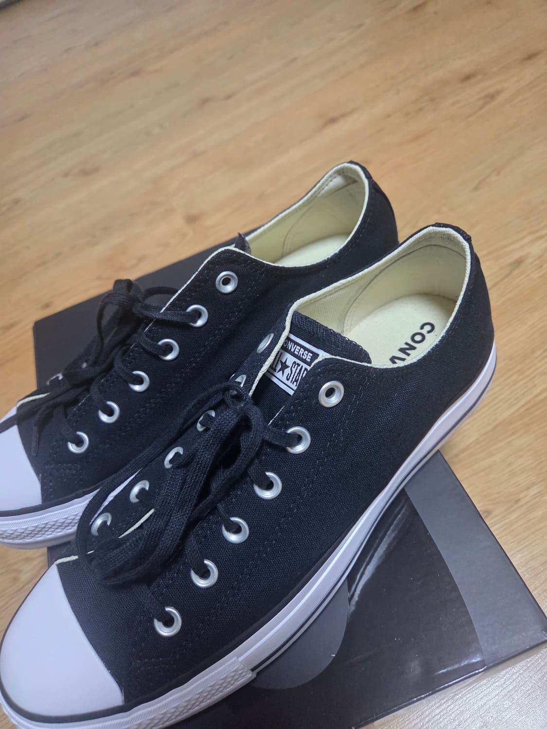 컨버스 척테일러 올스타 리프트 로우 팝니다! 상품이미지3