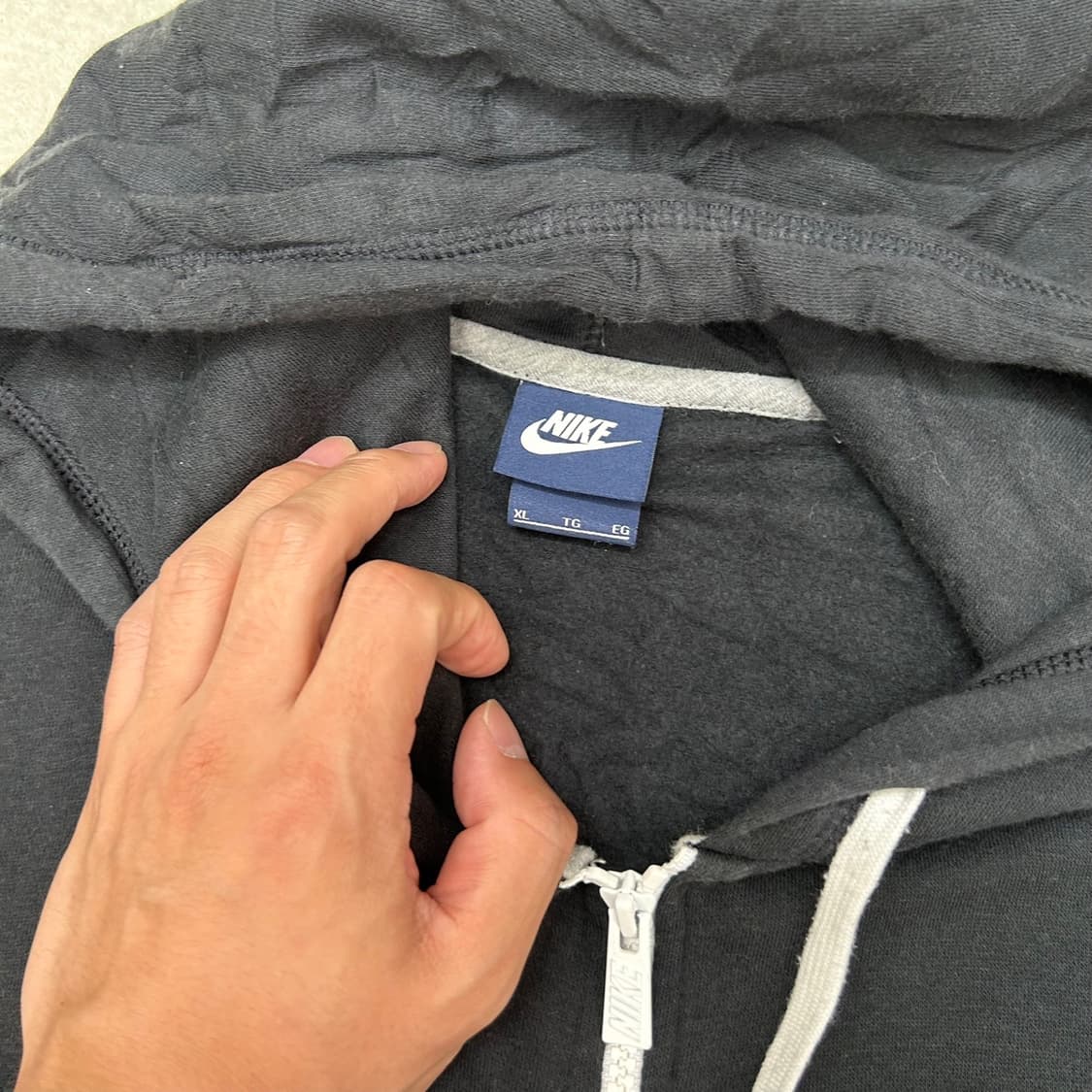 Nike black hood zip-up 상품이미지6