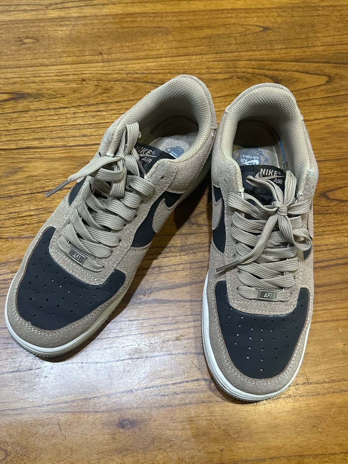 나이키 에어포스1 스웨이드 베이지/블랙 상품이미지6