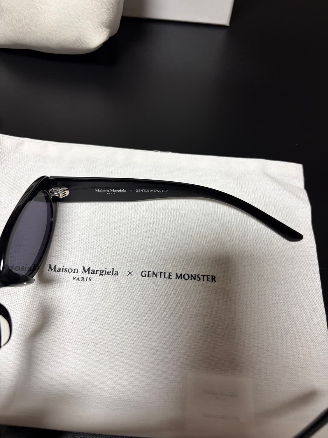젠틀 몬스터 x 메종 마르지엘라 MM206 블랙 그레이 상품이미지6