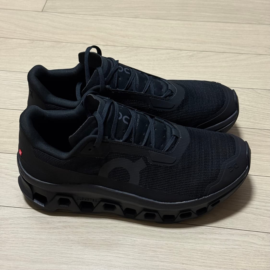 온러닝 클라우드몬스터 보이드 280 eu44 상품이미지3