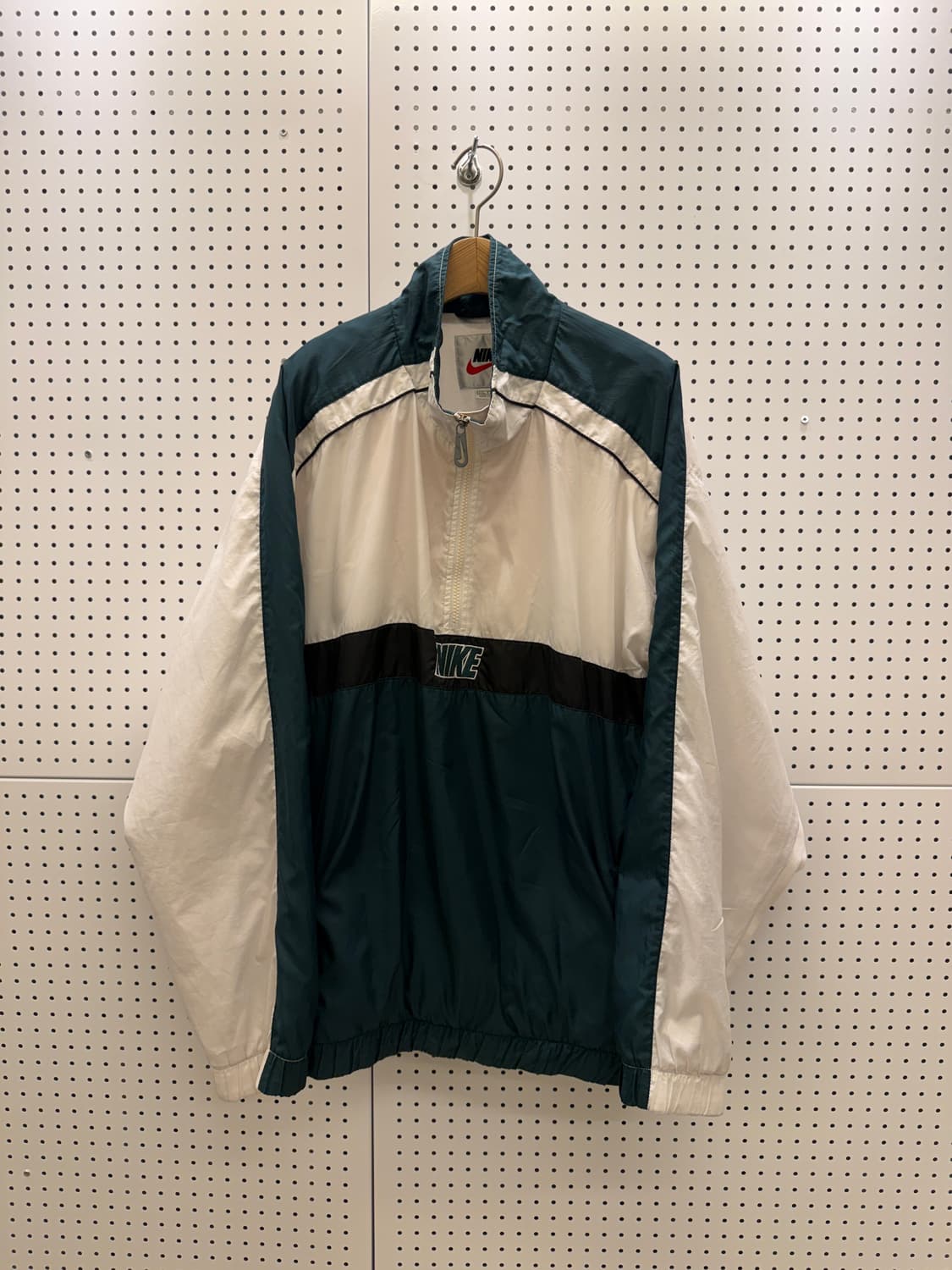 나이키 올드스쿨 아노락 바람막이 U1732 상품이미지2