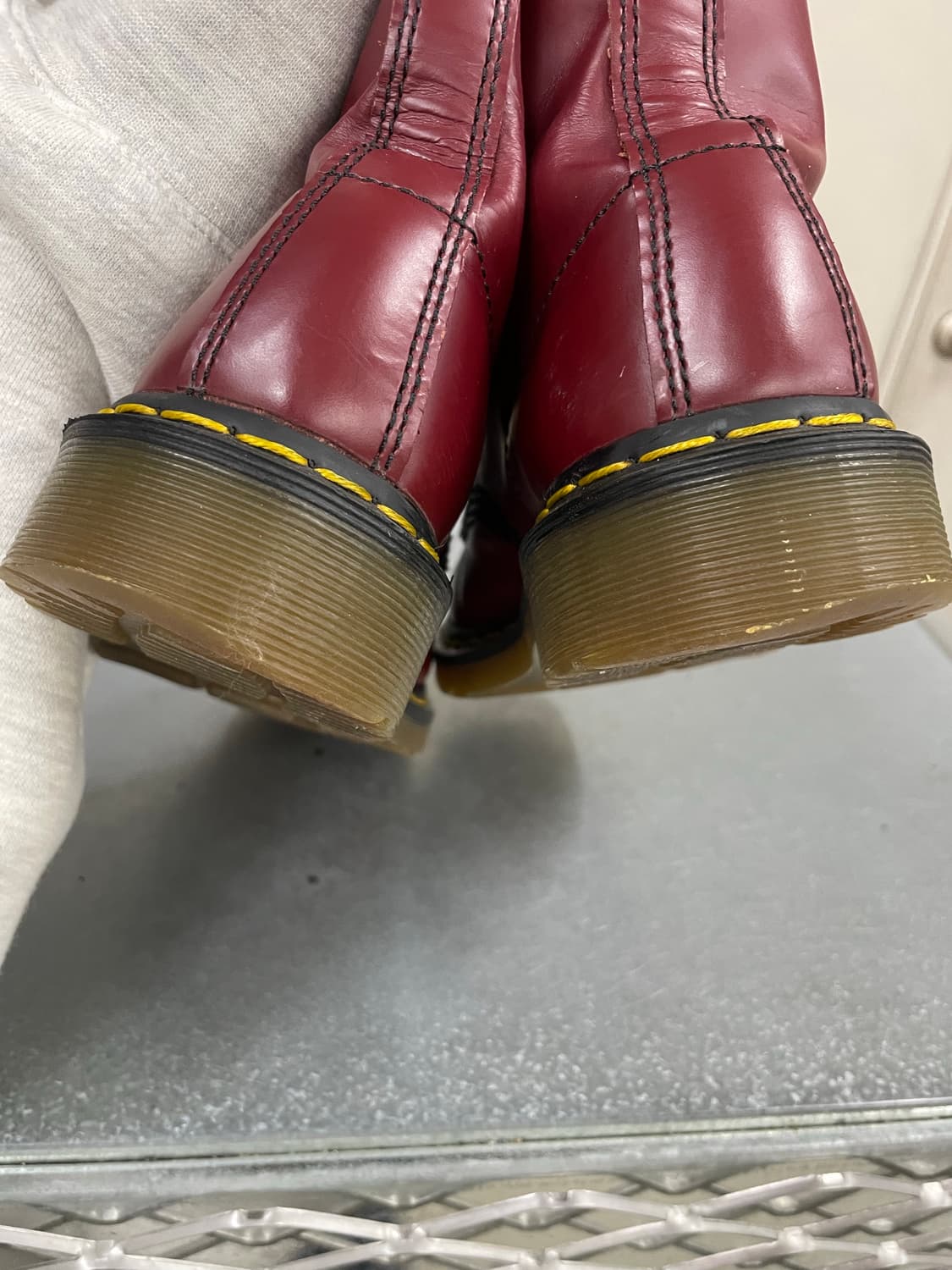 닥터마틴 1490 10홀 체리레드 UK5 상품이미지8