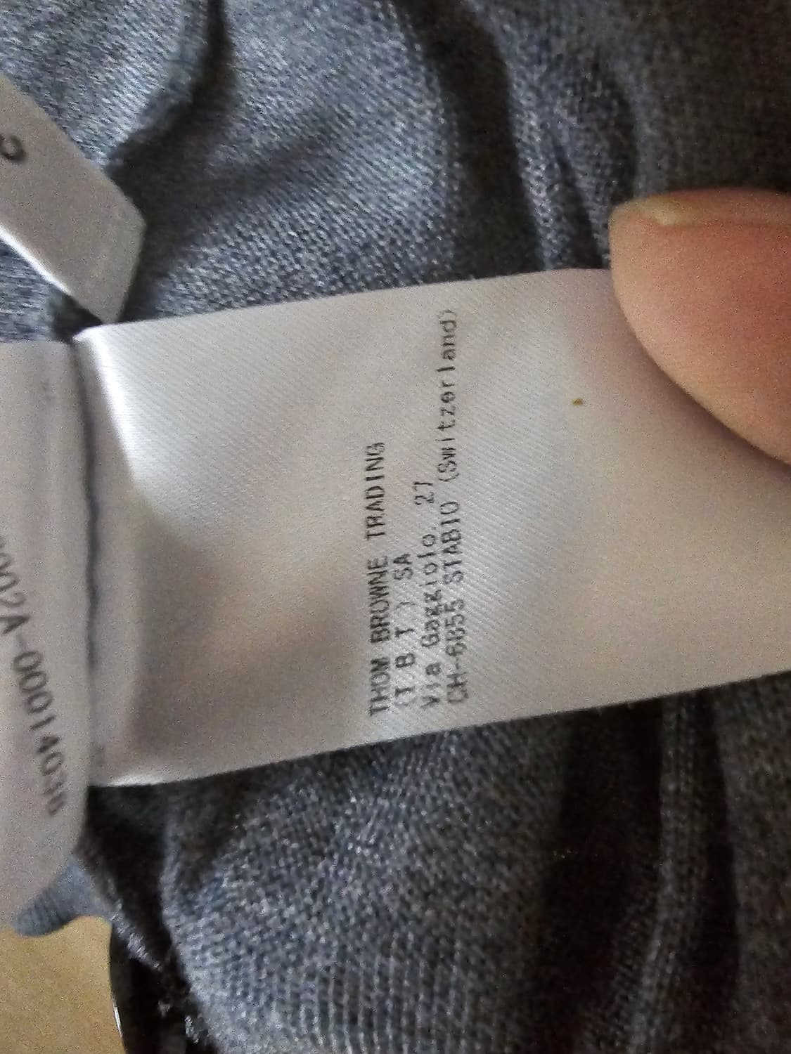 톰브라운 시그니처 메리노울 가디건(3/정품) 상품이미지9