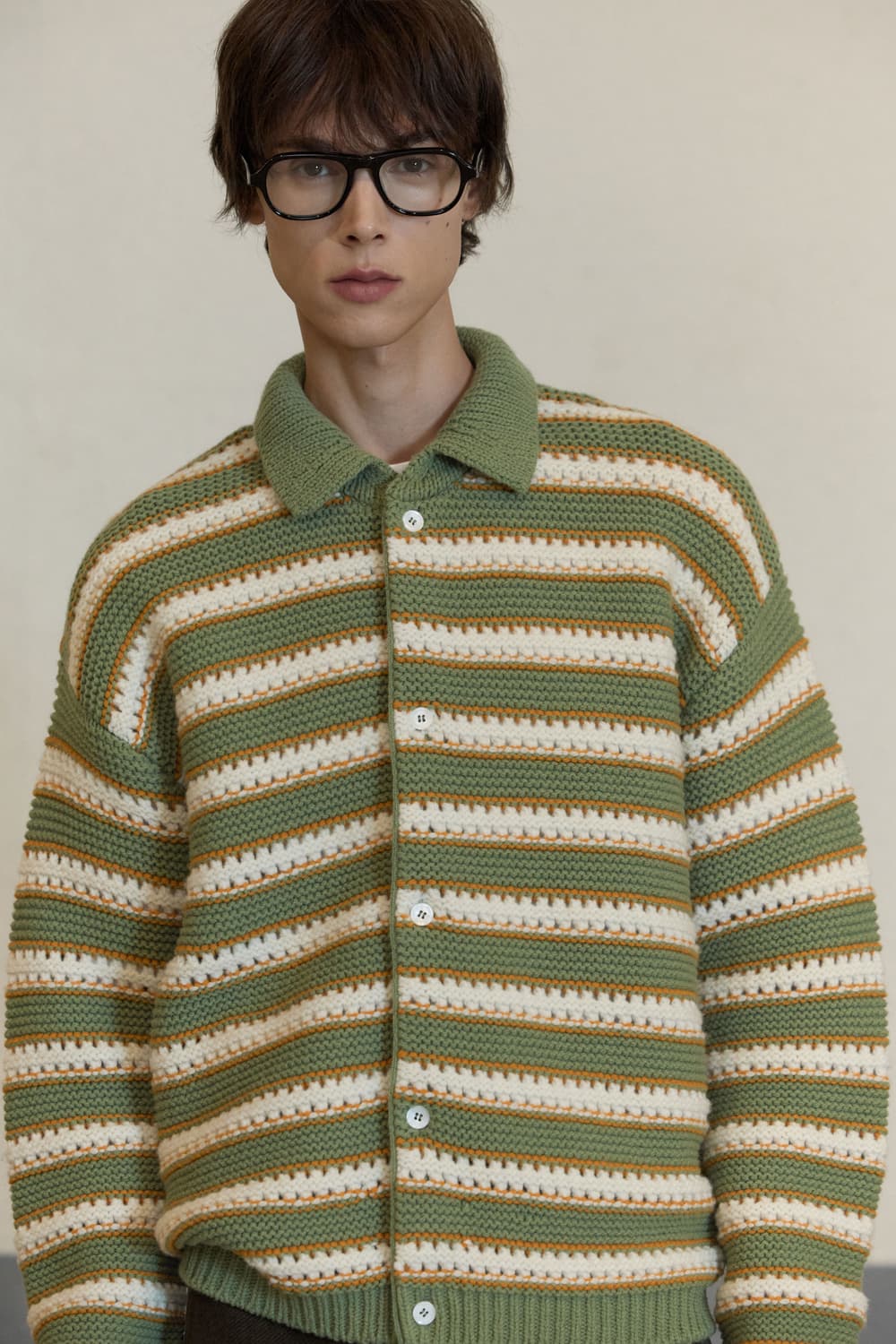 stu 올리브그린 스트라이프 가디건 팝니다 상품이미지1