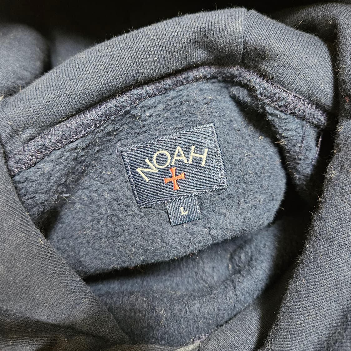 노아 NOAH 네이비 후드티 상품이미지4