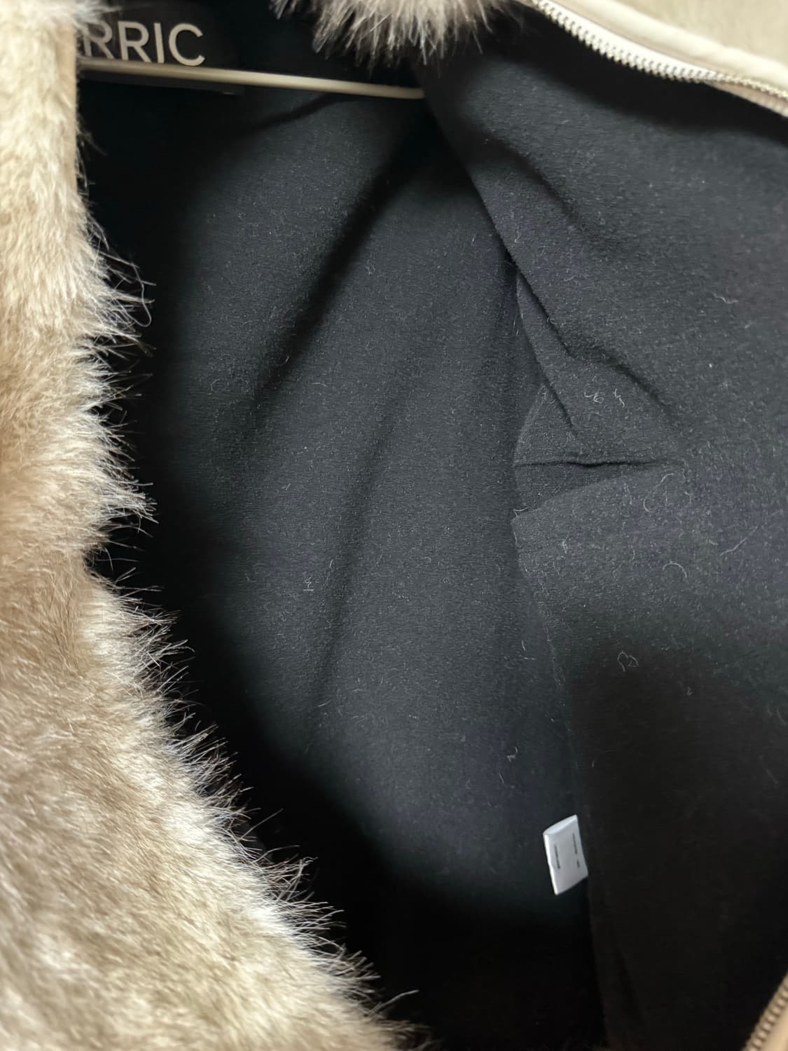 세릭 brushed fur jacket 퍼자켓 베이지 상품이미지9