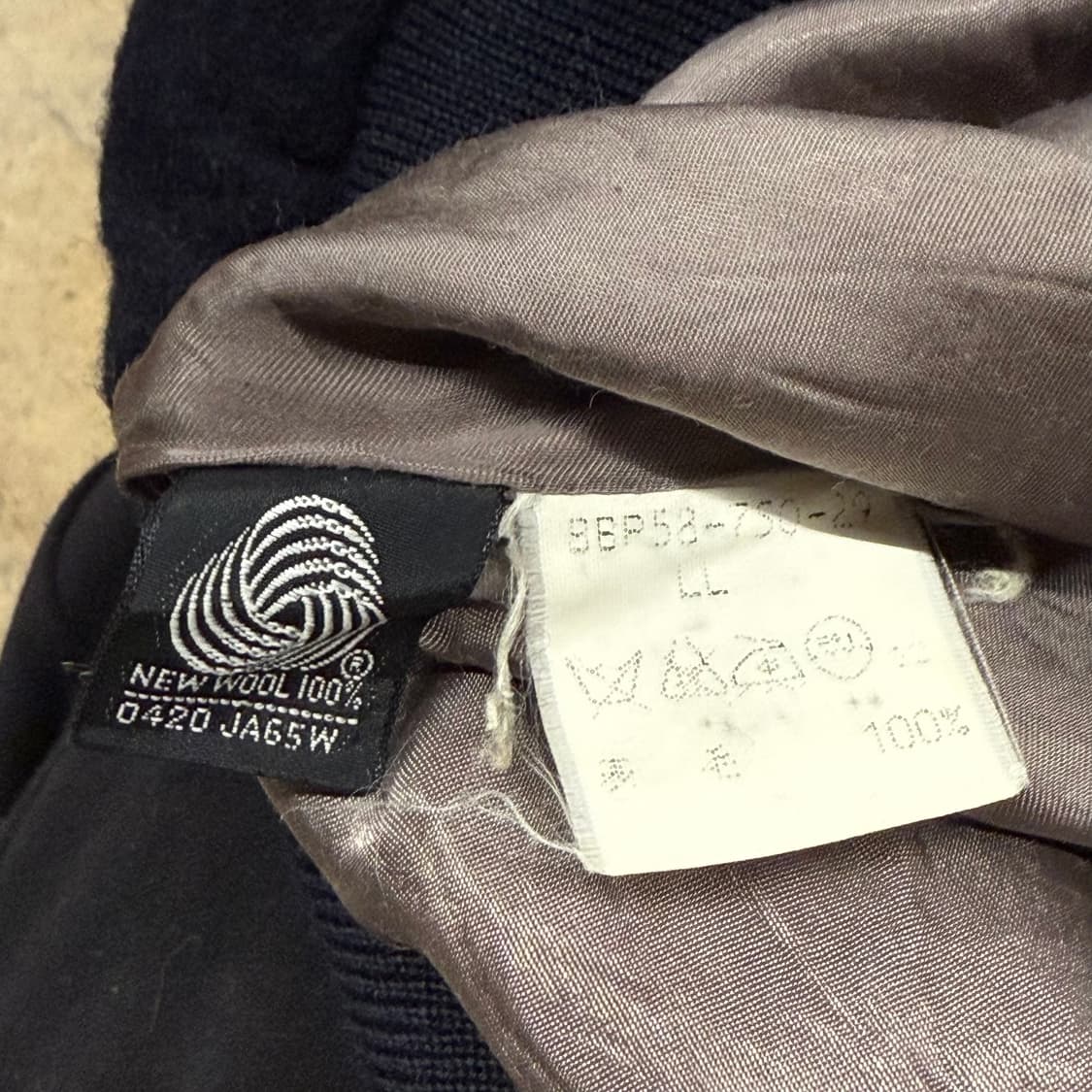 [정품/XL] 버버리 블랙 컬러 숏 코트 b16 상품이미지6