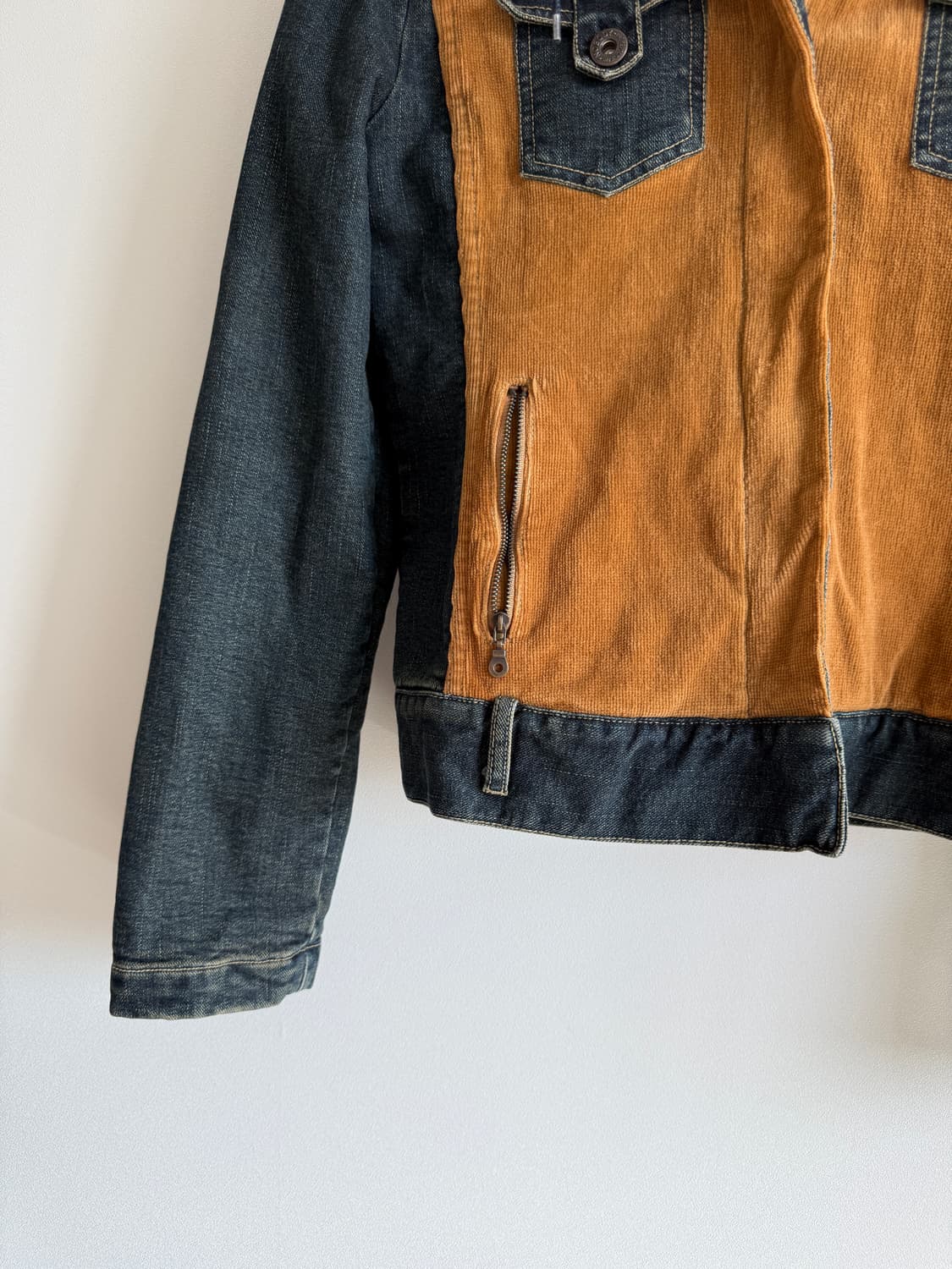 Pre owned 후드집업 자켓 상품이미지3