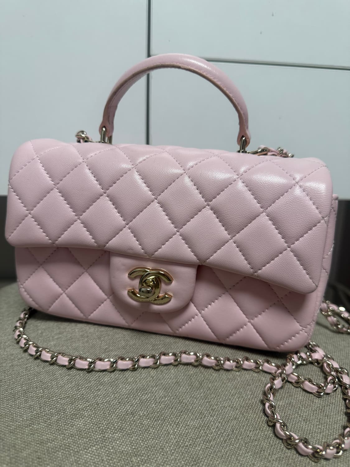 샤넬 딸기우유 백 상품이미지1